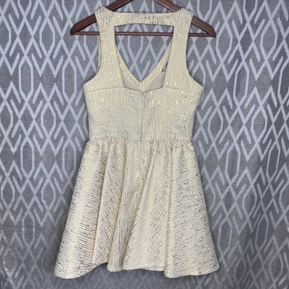 Keepsake The Label Dress Sleeveless with Cutouts Gold & Ivory Small - Picture 2 of 4